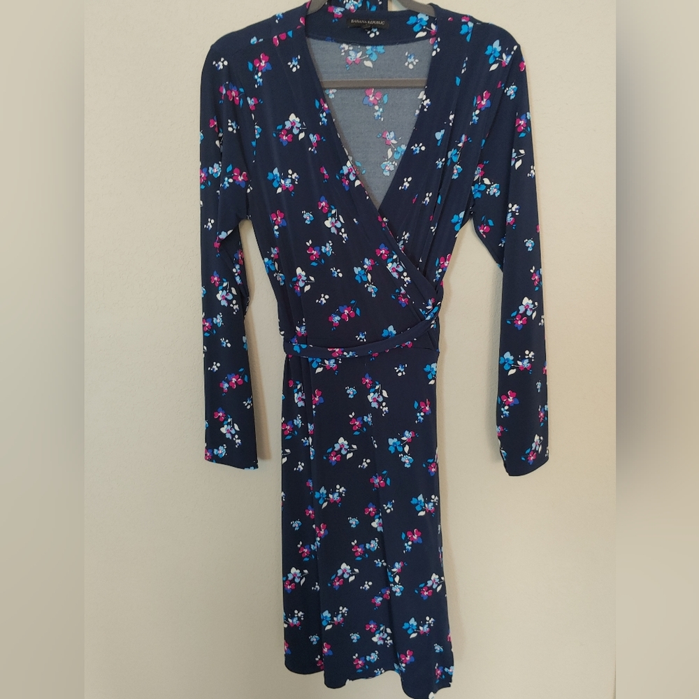 Navy Banana Republic wrap dress